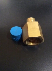 Swagelok B-12-RA-8 Brass Pipe Fitting, Reducing Adapter, 3/4 in. Female NPT x 1/ - Picture 1 of 3