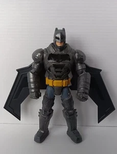 Batman Electro Armour 11,5" Actionfigur 2015 DC Comics Lights Up & Talks - Bild 1 von 8
