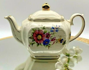 Rare vintage sadler cube teapot wild flowers circa 1950s mint unused with label - Picture 1 of 11