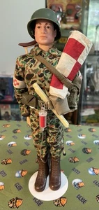 VINTAGE GI JOE 1964 MARINE MEDIC HASBRO ORIGINAL C8 + COND! NICE! LOADED! NR! - Picture 1 of 20