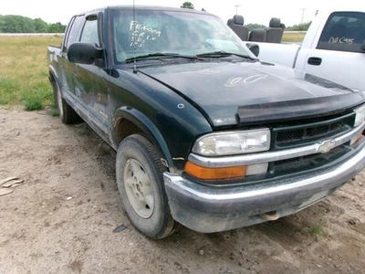 Driver Left Headlight Chevrolet Fits 98-05 BLAZER S10/JIMMY S15 1728527 - Image 1 of 4