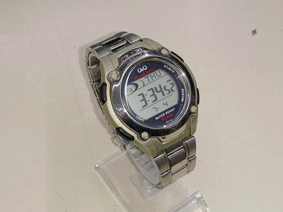 Reloj digital Q&Q DP62 Foto 1 de 2