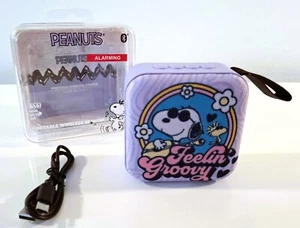 Snoopy Peanuts / altoparlante wireless portatile altoparlante portatile viola / NUOVO USA - Foto 1 di 24