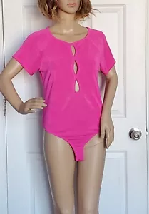Body para mujer Wild Fable recortado frontal talla L manga corta Fucsia rosa caliente nuevo sin etiquetas - Imagen 1 de 12