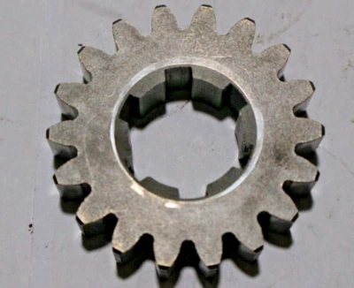 kx500 2` ENGRANAJE ` entrada 89 a 2004 13260-1100 Foto 1 de 3