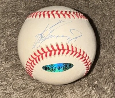 Ken Griffey, Jr. signed Official Rawlings MLB Baseball - Upper Deck UDA - Image 1 of 2