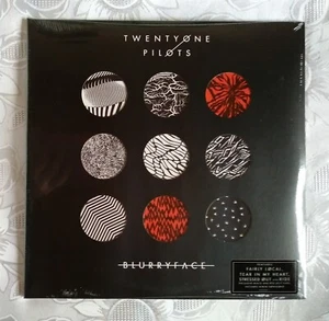 Blurryface LP  by Twenty One Pilots 2015 Black/Red Split vinyl sealed - Bild 1 von 15