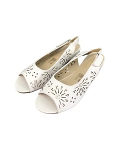 Beacon Comfort-Well Shoes 10 M Peep Toe Slingback Cut Out Sandal White Dress New - Picture 1 of 9