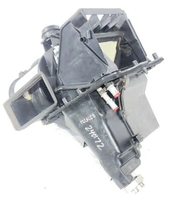 Chevrolet Camaro 1998 2002 OEM evaporador de CA con estuche tracción trasera automático 5,7 L Foto 1 de 4