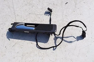 Türgriff Hinten Links 4B0839019  Audi A6 4B 2.5 TDI AKN - Bild 1 von 4