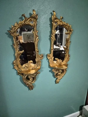 A PAIR OF GOLD GEORGE III STYLE MIDCENTURY RESIN MIRRORS SHELF HOLLYWOOD REGENCY - Image 1 of 4