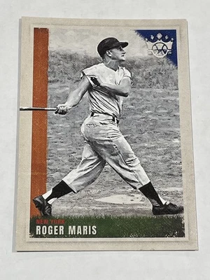 2022 Panini Diamond Kings Baseball #9 - Roger Maris - New York Yankees - Image 1 of 2
