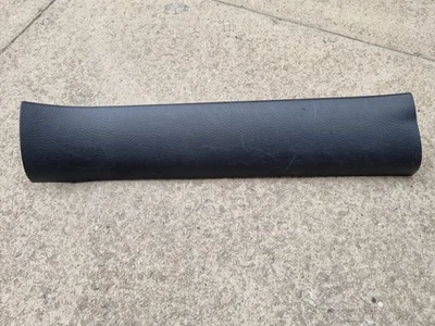 Tapicería del panel de retroceso del umbral de la puerta delantera del lado del pasajero Mazda 6 Mk2 GH N/S 2007-2012 Foto 1 de 3