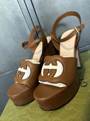 Sandálias femininas Gucci de couro marrom com bloqueio GG salto de madeira tamanho 8 Reino Unido/UE41 - Imagem 1 de 4