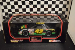*RAR* 1992 Racing Champions Bobby Hillin #42 Mellow Yellow Maßstab 1:24 - Bild 1 von 9