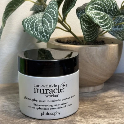 Crema hidratante correctora de línea Philosophy Miracle + Worker Plus 4 OZ Foto 1 de 2