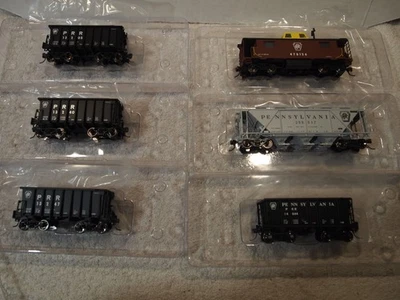 BOWSER PENNSYLVANIA FREIGHT CAR LOT 4-ORE CARS, 1-COV,HOP, 1-CABOOSE - Image 1 of 4