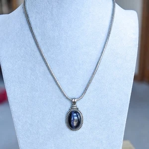 Vintage silberfarben oval schwarz Cabochon Anhänger Schlangenkette Halskette 18" Gothic - Bild 1 von 8