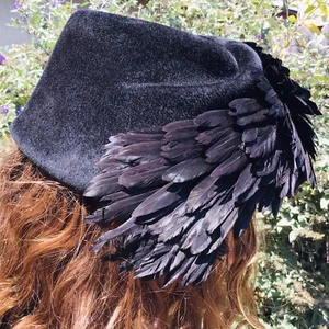 VTG Veeda Louisa Feather Hat Flapper Black Bird Cap Bucket Velvet Layered MCM De - Picture 1 of 12