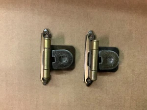 Single Demountable Cabinet Hinge Variable Overlay Ant. Eng.: 22 pr (44 total) - Picture 1 of 2