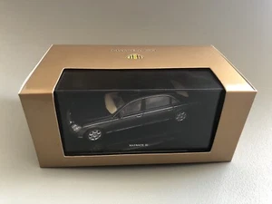 rare 1/43 AutoART AUTO art DAIMLER MERCEDES MAYBACK 62 Bicolore Dark Grey Black - Foto 1 di 12
