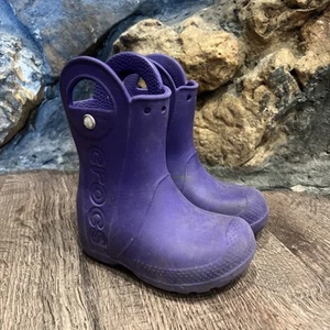 Mädchen Crocs lila Pull On Handle It Regenstiefel Größe 8 Gummi Regenstiefel Kinder - Bild 1 von 8