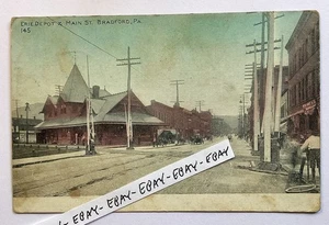 1912 Bradford Pa. Erie Railroad Depot & Main St. rara postal coloreada a mano - Imagen 1 de 2