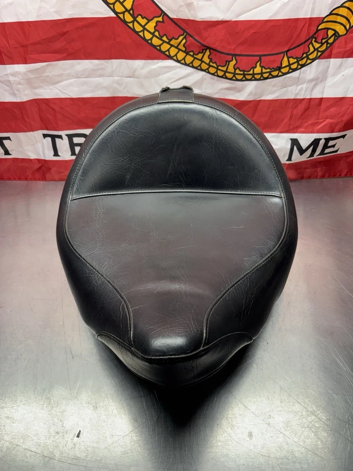 Asiento de motocicleta Victory 2003-2017 usado Vegas Kingpin Highball Mustang Touring Foto 1 de 4