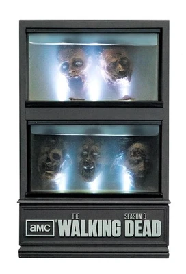 The Walking Dead Season 3 Limited Edition Blu-Ray 5 Disc & Zombie Head Fish Tank - Image 1 of 4