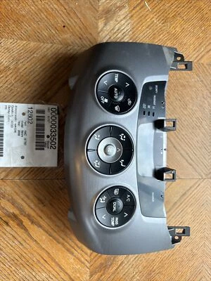 Toyota RAV4 2008 control de calefacción. OEM Foto 1 de 4