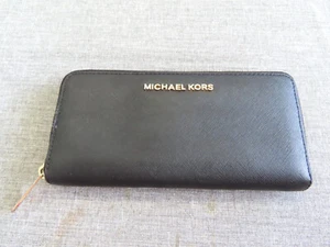 Michael Kors black saffiano genuine leather zip around Jet Set Continental Trave - Picture 1 of 5