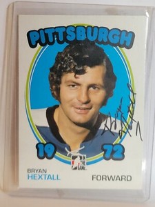  AUTOGRAPHED IN THE GAME 1972 THE YEAR IN HOCKEY BRYAN HEXTALL #91