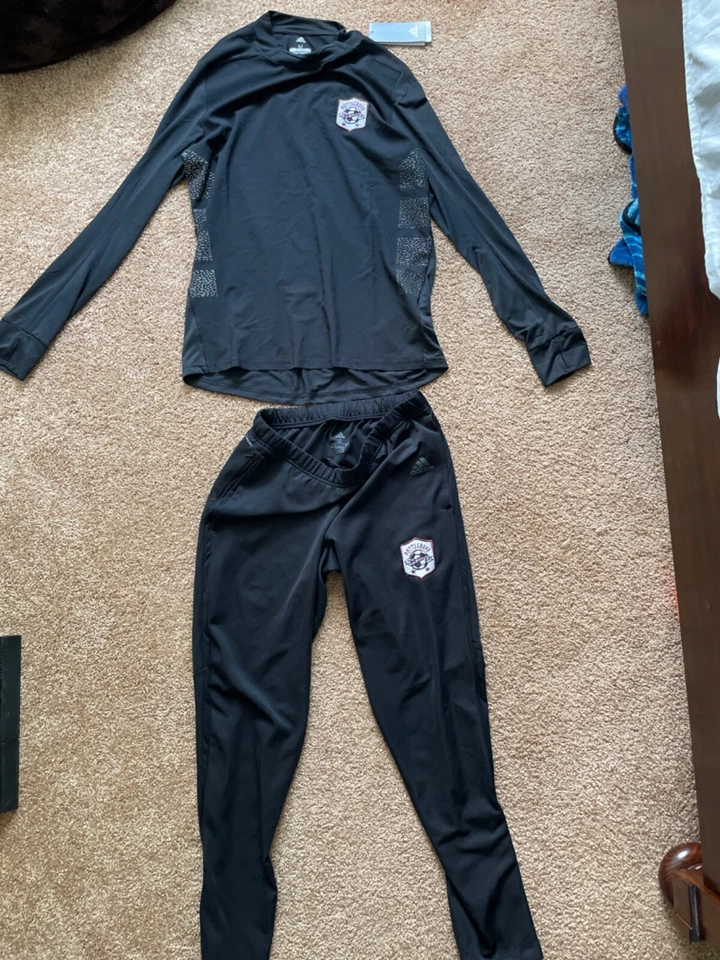 Equipo de calentamiento de fútbol atletismo Pottsgrove Foto 1 de 1