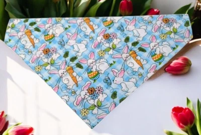 Bandana para perro conejo de Pascua 2 capas SOBRE EL CUELLO pañuelos diapositivos Foto 1 de 4