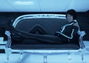 Olivia Wilde in a 11" x 17" Glossy Photo Poster vqma TRON - Picture 1 of 1