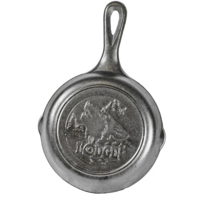 Lodge 6.5" Skillet - Wolf Design