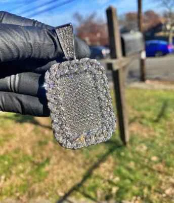 Colgante completo con etiqueta de perro Iced Bling de acero inoxidable chapado en oro blanco de 14K para hombre Foto 1 de 4