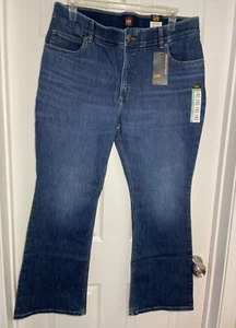 Lee Plus Women's Ultra Lux Comfort with Flex Motion Waitband Bootcut Jean 18W - Picture 1 of 9