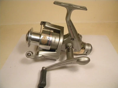 Bass Pro Shops Pro Qualifier PQ30R spinning reel - Image 1 of 4