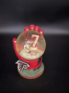 Michael Vick #7 Atlanta Falcons Forever Collectibles Snow Globe - Picture 1 of 5