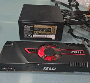 Seasonic SS-850KM, 850W 80 Plus Gold Power Supply + MSI R7950 3GB GRAPHICS CARD - Picture 1 of 6