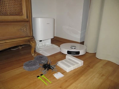 Wisch& Saug Roboter mit Garantie + Zubehör Dreame - Bild 1 von 4