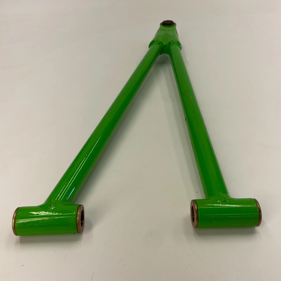 14-18 ARCTIC CAT WILDCAT 1000 4 X CONTROLE FRONTAL SUPERIOR DIREITO UM BRAÇO 0503-722 - Imagem 1 de 1