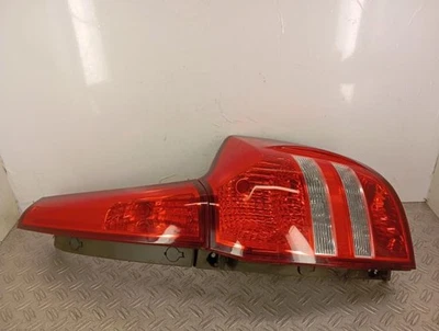 Feu arriere principal droit (feux) KIA CEE-D 1 SPORT WAGON PHASE 1 BREAK - Photo 1/4