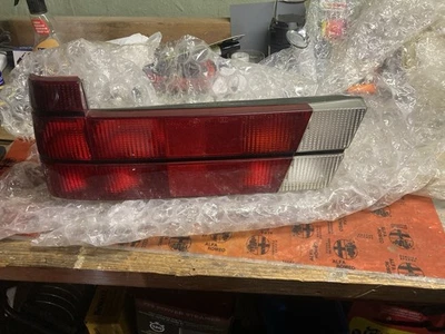 Задний фонарь в сборе Alfa Romeo Milano Verde LR - Изображение 1 из 3