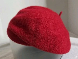 Classic Scarlet Red Wool Beret Adult Unisex - Picture 1 of 7