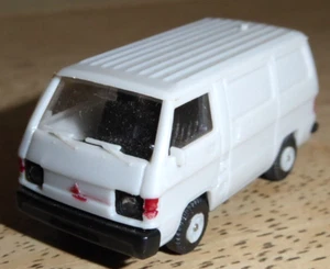 Smer H0 1:87 Camión Transporter Furgoneta Mitsubishi L 300 Modelo Buen Obtiene - Imagen 1 de 5