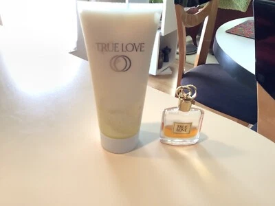 TRUE LOVE ELIZABETH ARDEN для женщин парфюмированный лосьон для тела 1,7 унц и духи - Изображение 1 из 4
