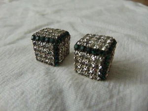 Pendientes clip vintage brillantes cristales verdes claros en forma de cubo - Imagen 1 de 4