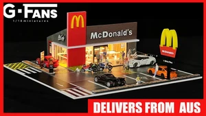 1:64 McDonald's Restaurant w/Parking Lot Diorama Display with LEDs G-Fans 1/64 - Picture 1 of 7